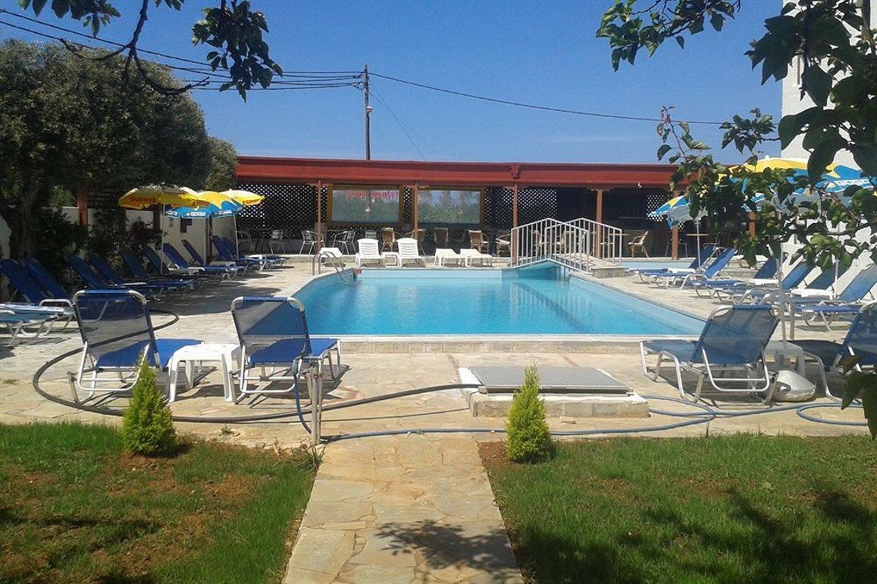 Krits Hotel Херсонісос Екстер'єр фото