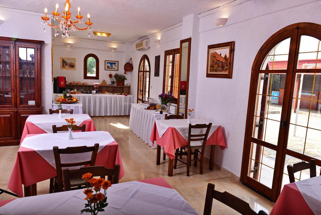 Krits Hotel Херсонісос Екстер'єр фото